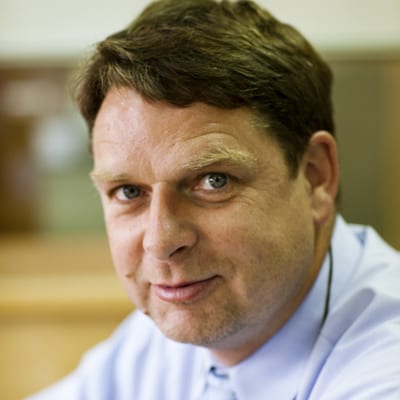 Simon O'Keeffe New Frontiers programme
