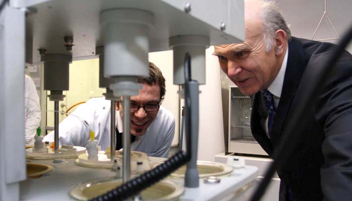 Vince Cable in lab DCU Invent New Frontiers