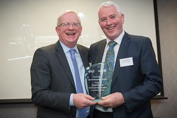 Enterprise Ireland Recognition Award From Left to Right: Vincent Cunnane - President, LIT, Jerry Moloney - Regional Director Midwest Enterprise Ireland. Photo credit Shauna Kennedy