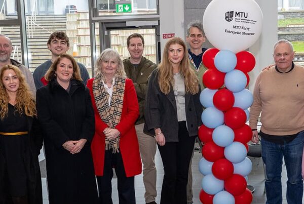 Graduating cohort New Frontiers MTU Kerry with Niamh O Kennedy